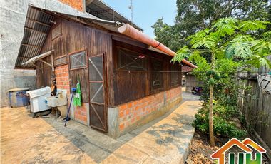 00623-VENDO DOS VIVIENDAS ECOLOGICAS-YARINACOCHA-EN ESQUINA-AT 275 M2