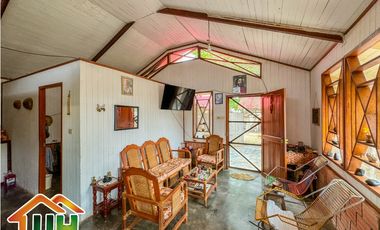00623-VENDO DOS VIVIENDAS ECOLOGICAS-YARINACOCHA-EN ESQUINA-AT 275 M2
