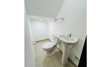 SE ALQUILA HERMOSO APARTAMENTO EN EL BARRIO LA FLORA- CALI