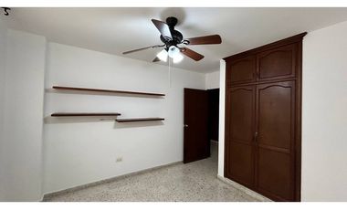 SE ALQUILA HERMOSO APARTAMENTO EN EL BARRIO LA FLORA- CALI