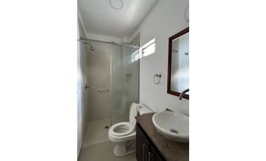 SE ALQUILA HERMOSO APARTAMENTO EN EL BARRIO LA FLORA- CALI