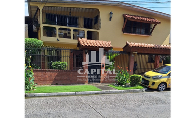 CASA EN VENTA - ALTOS DE BETHANIA