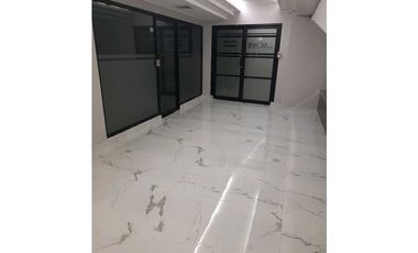 OFICINA EN OBARRIO PH CENTRO  MAGNA  MEZZANINE 195M2