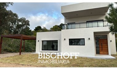 VENTA DE CASA EN COSTA ESMERALDA