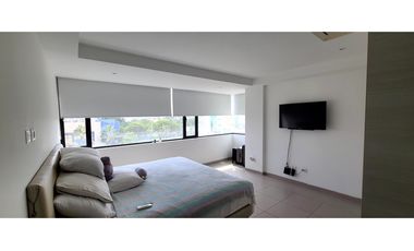 En venta departamento con vista al mar Edf Poseidón Manta.