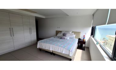 En venta departamento con vista al mar Edf Poseidón Manta.