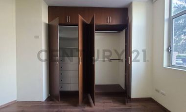 Alquiler Departamento con Vista al Río en Urb. Tenis Club, Samborondón