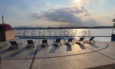 Alquiler Departamento con Vista al Río en Urb. Tenis Club, Samborondón