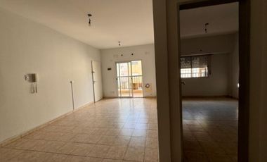 Departamento en venta en Isidro Casanova