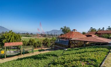 Casa en Arriendo en Culiprán - Gran Terreno con Salón de Eventos