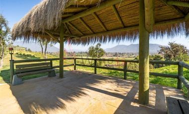 Casa en Arriendo en Culiprán - Gran Terreno con Salón de Eventos