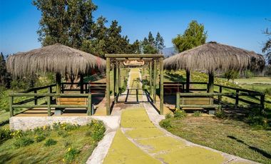 Casa en Arriendo en Culiprán - Gran Terreno con Salón de Eventos
