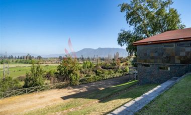 Casa en Arriendo en Culiprán - Gran Terreno con Salón de Eventos