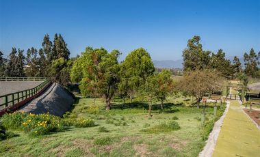 Casa en Arriendo en Culiprán - Gran Terreno con Salón de Eventos