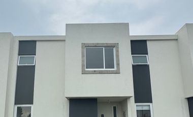 Casa nueva en Calimaya dentro de Fraccionamiento con seguridad cerca de Metepec