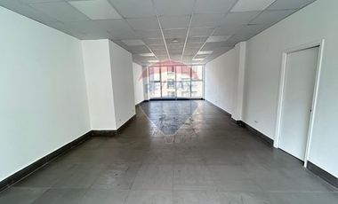 OFICINA EN ARRIENDO