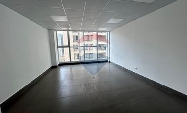 OFICINA EN ARRIENDO