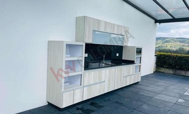 ARRIENDO  CONSULTORIO U OFICINA SABANA PARK