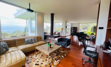 Arriendo - Elegante Y Sofisticada Casa En Yerbabonita, Sopó