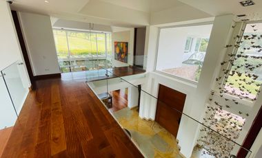 Arriendo - Elegante Y Sofisticada Casa En Yerbabonita, Sopó