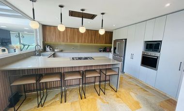 Arriendo - Elegante Y Sofisticada Casa En Yerbabonita, Sopó