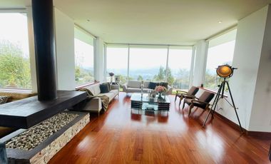 Arriendo - Elegante Y Sofisticada Casa En Yerbabonita, Sopó