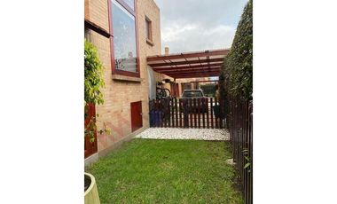 ALQUILO HERMOSA CASA CHIA RINCON DE LOS NOGALES II