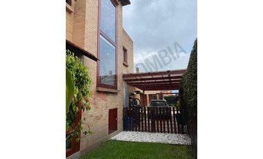 ALQUILO HERMOSA CASA CHIA RINCON DE LOS NOGALES II