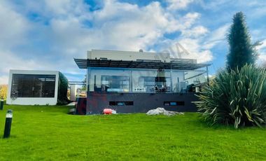 ALQUILO MAGNIFICA CASA EN LA CALERA