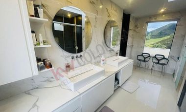 ALQUILO MAGNIFICA CASA EN LA CALERA