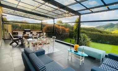 ALQUILO MAGNIFICA CASA EN LA CALERA