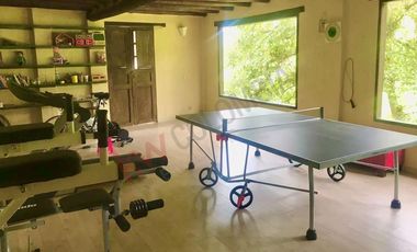 Casa de Lujo en La Calera cerca al Río Teusaca