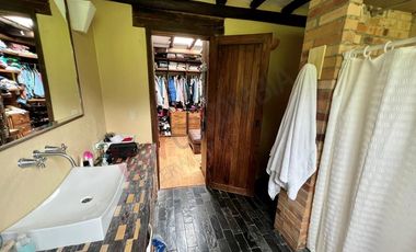 Casa de Lujo en La Calera cerca al Río Teusaca