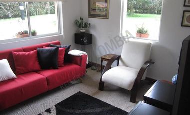 Arriendo HERMOSA CASA MACADAMIA LA CALERA