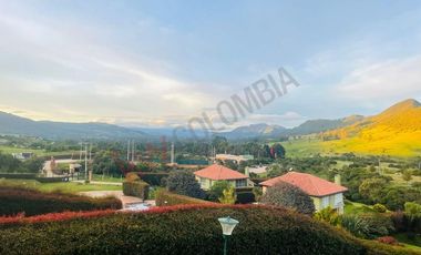Arriendo HERMOSA CASA MACADAMIA LA CALERA