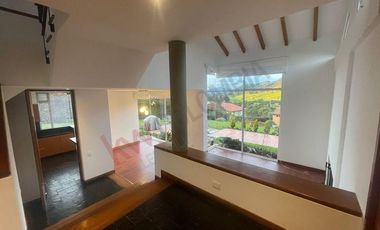 Arriendo HERMOSA CASA MACADAMIA LA CALERA
