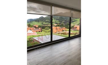 ALQUILO CASA MACADAMIA EN LA CALERA.