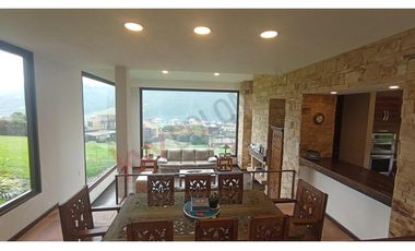 Arriendo CASA EN  CASA DE CAMPO LA CALERA