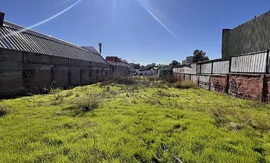 SE VENDE SITIO EN AVENIDA EL PARRÓN