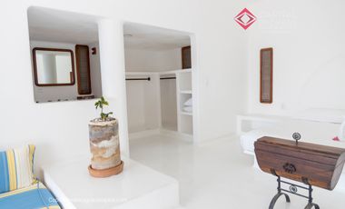 Casa de Lujo en Venta en Ixtapa Frente al Mar