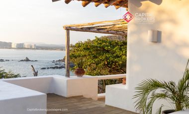 Casa de Lujo en Venta en Ixtapa Frente al Mar