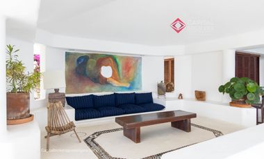 Casa de Lujo en Venta en Ixtapa Frente al Mar