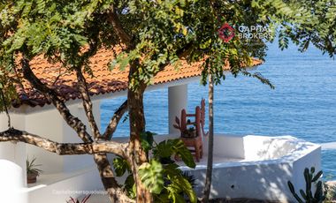 Casa de Lujo en Venta en Ixtapa Frente al Mar
