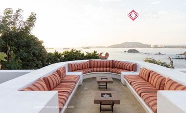 Casa de Lujo en Venta en Ixtapa Frente al Mar