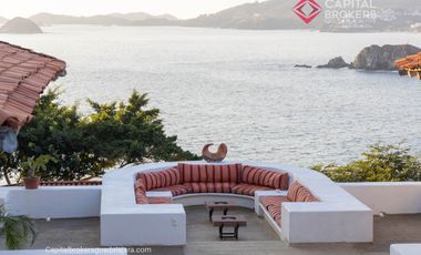 Casa de Lujo en Venta en Ixtapa Frente al Mar