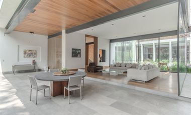 Casa en Venta en JARDINES DEL PEDREGAL