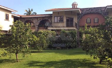Venta Casa en Fraccionamiento en Residencial Sumiya / Jiutepec - Morelos