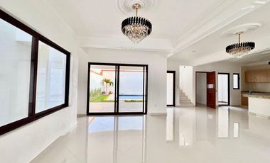 Casa Sola en  Venta en Col 3 de Mayo, Emiliano  Zapata Morelos