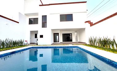 Casa Sola en  Venta en Col 3 de Mayo, Emiliano  Zapata Morelos
