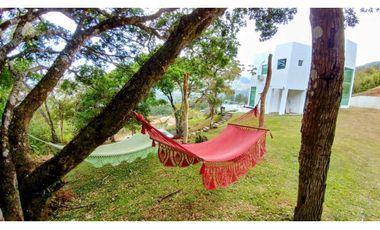 VENDO CABAÑA CON PISCINA EN ALTOS DEL MARIA 2300M2